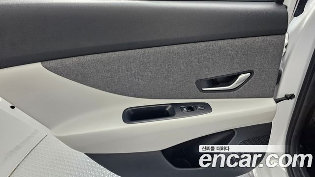 Hyundai AVANTE 2021 — photo 15