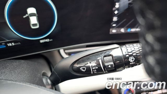 Hyundai AVANTE 2021 — photo 28