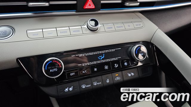 Hyundai AVANTE 2021 — photo 31