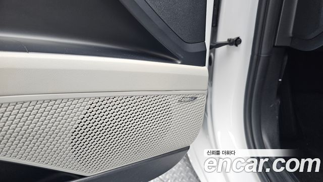 Hyundai AVANTE 2021 — photo 36