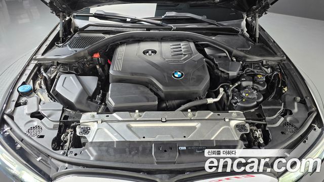 BMW 3-Series 2019 — photo 6