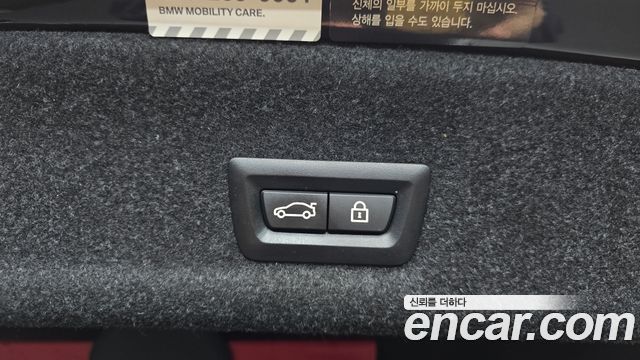BMW 3-Series 2019 — photo 25