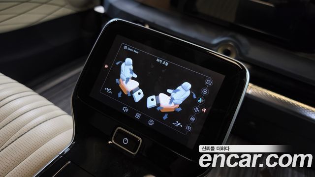 Kia Canival 2023 — photo 14