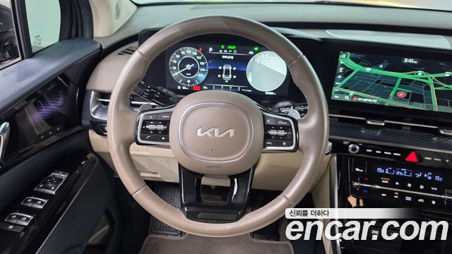 Kia Canival 2023 — photo 16