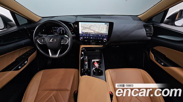 Lexus NX 2022 — photo 7