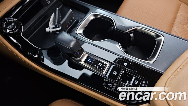 Lexus NX 2022 — photo 9