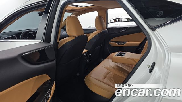 Lexus NX 2022 — photo 11