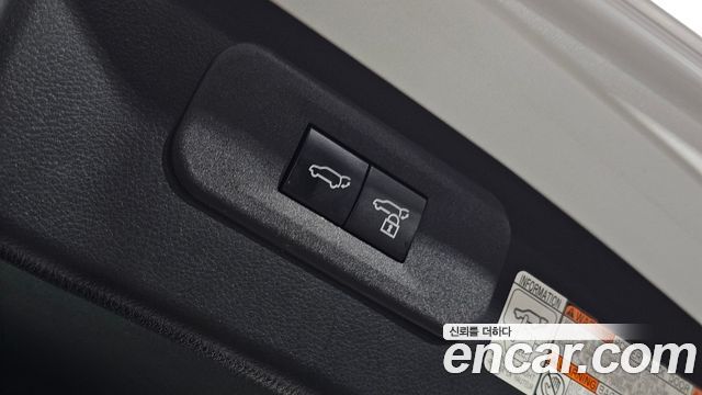 Lexus NX 2022 — photo 19