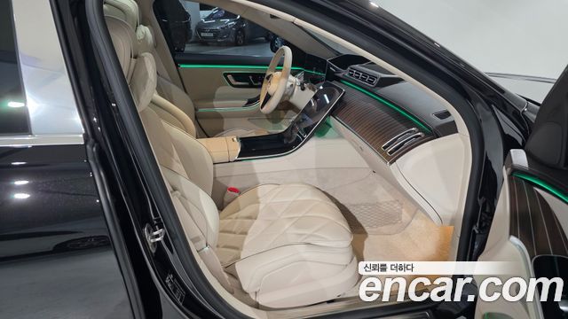 Mercedes-Benz S-Class 2026 — photo 17