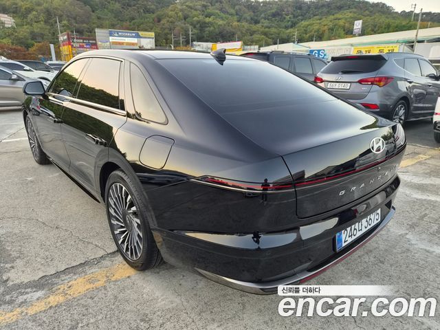 Hyundai Grandeur 2023 — photo 6