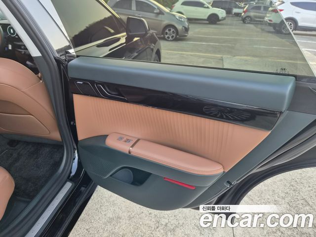 Hyundai Grandeur 2023 — photo 17