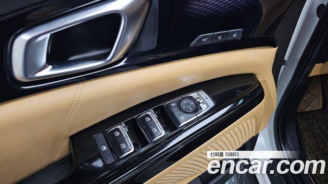 Kia Canival 2021 — photo 22