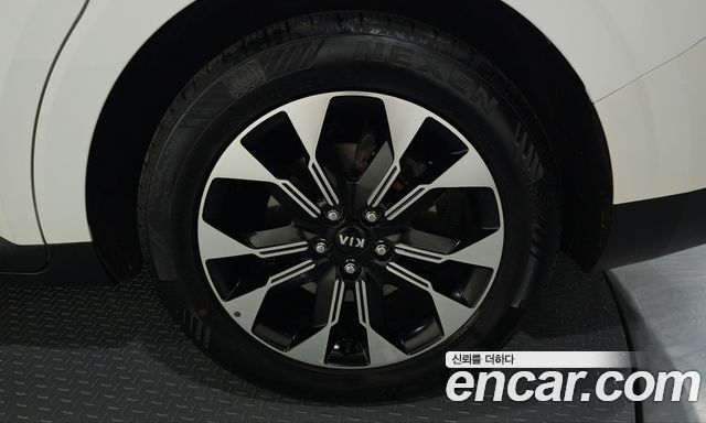 Kia Canival 2021 — photo 7
