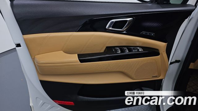 Kia Canival 2021 — photo 14