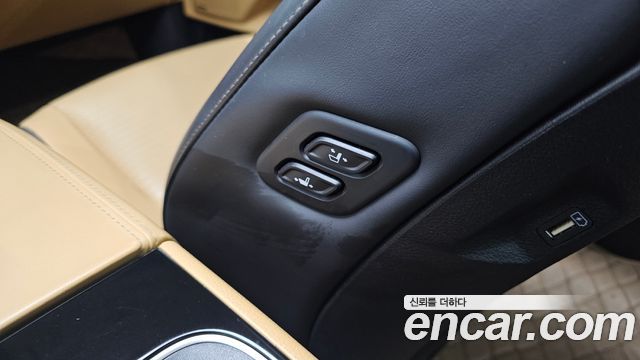 Kia Canival 2021 — photo 29