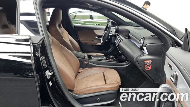 Mercedes-Benz CLA-Class 2024 — photo 11