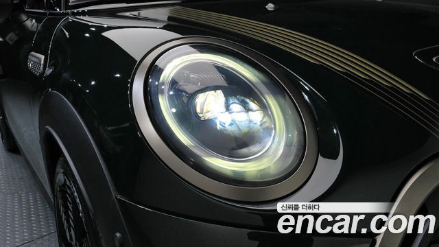 Mini Cooper 2023 — photo 8