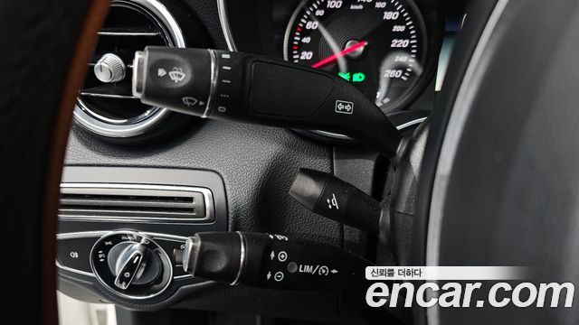 Mercedes-Benz C-Class 2015 — photo 16