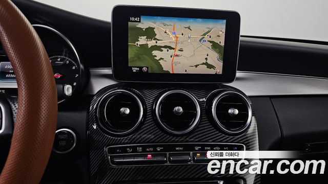 Mercedes-Benz C-Class 2015 — photo 17