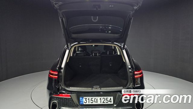 Genesis GV70 2023 — photo 40