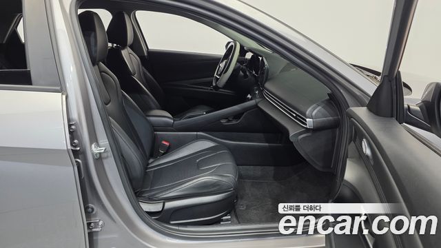 Hyundai AVANTE 2021 — photo 17