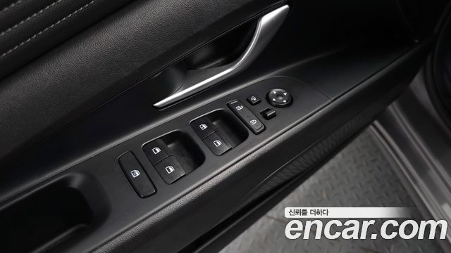 Hyundai AVANTE 2021 — photo 27