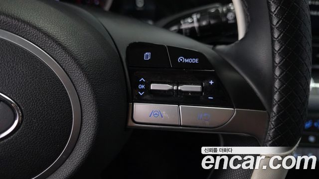 Hyundai AVANTE 2021 — photo 28