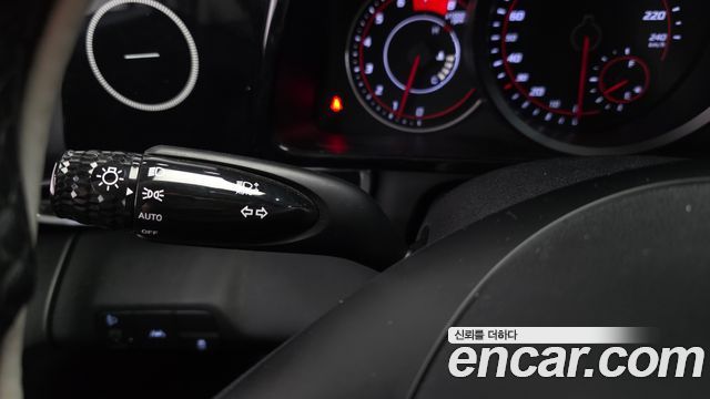 Hyundai AVANTE 2021 — photo 29