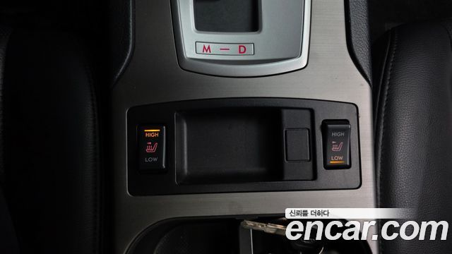 Subaru Outback 2013 — photo 18