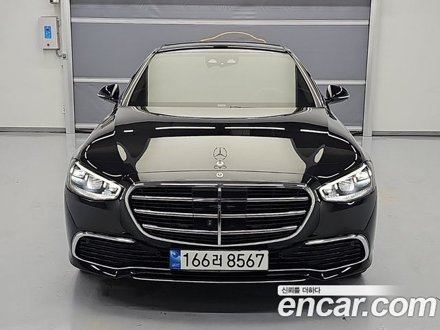 Mercedes-Benz S-Class 2022 — photo 2