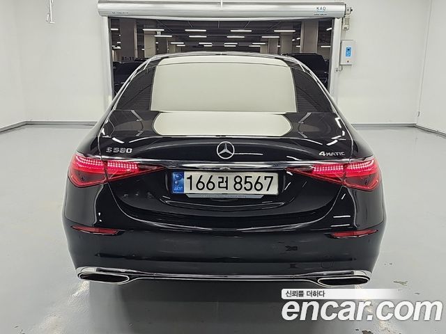 Mercedes-Benz S-Class 2022 — photo 3
