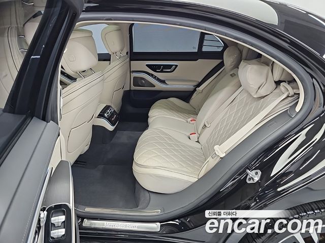 Mercedes-Benz S-Class 2022 — photo 12