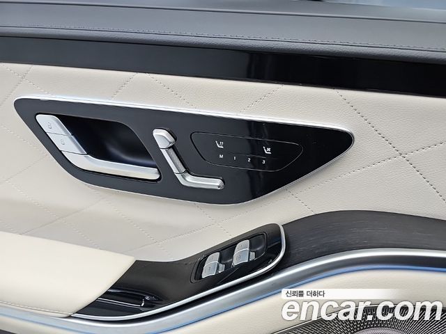 Mercedes-Benz S-Class 2022 — photo 14