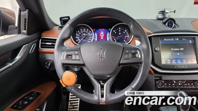 Maserati Ghibli 2016 — photo 13