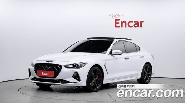 Genesis G70 2019 — photo 1