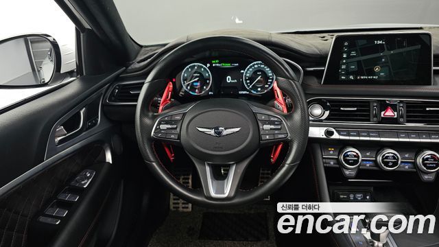 Genesis G70 2019 — photo 12