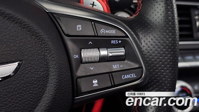 Genesis G70 2019 — photo 15