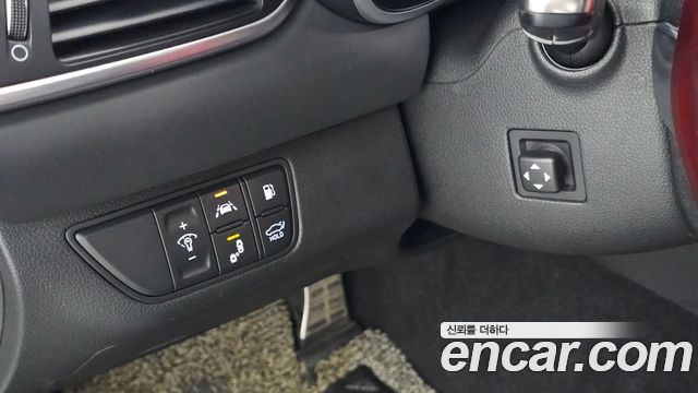 Genesis G70 2019 — photo 17