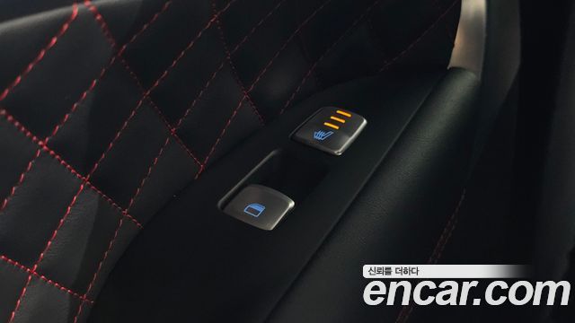 Genesis G70 2019 — photo 19