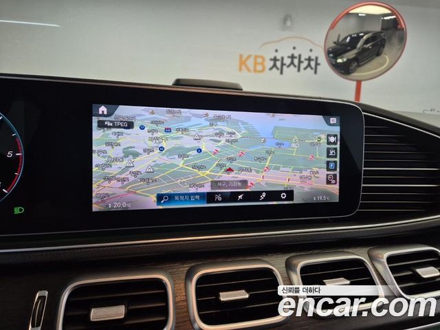 Mercedes-Benz GLS-Class 2022 — photo 11