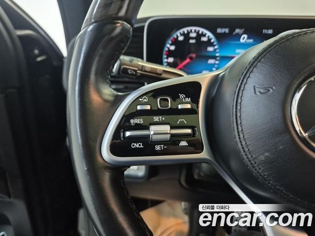 Mercedes-Benz GLS-Class 2022 — photo 13