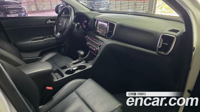 Kia Sportage 2018 — photo 20