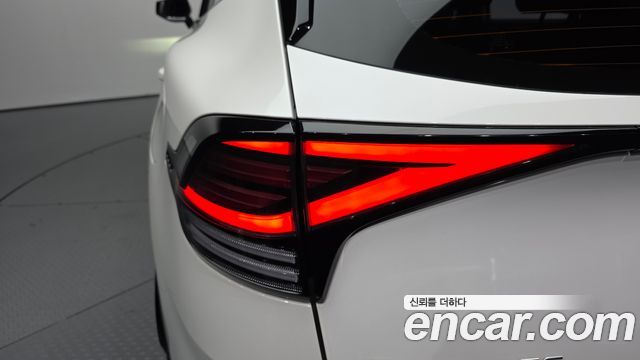 Kia Sportage 2022 — photo 9