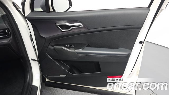 Kia Sportage 2022 — photo 14