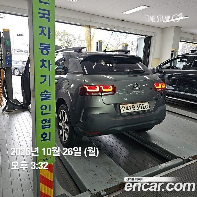 Citroën / DS C4 CACTUS 2019 — photo 2