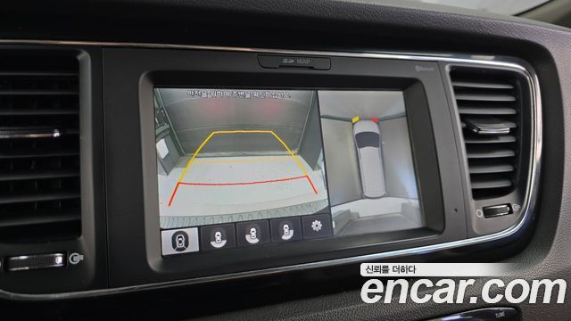 Kia Canival 2018 — photo 16