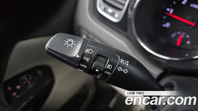 Kia Canival 2018 — photo 20