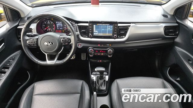 Kia Stonic 2018 — photo 10