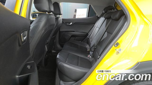 Kia Stonic 2018 — photo 18