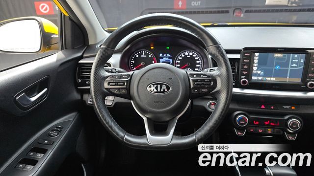 Kia Stonic 2018 — photo 19